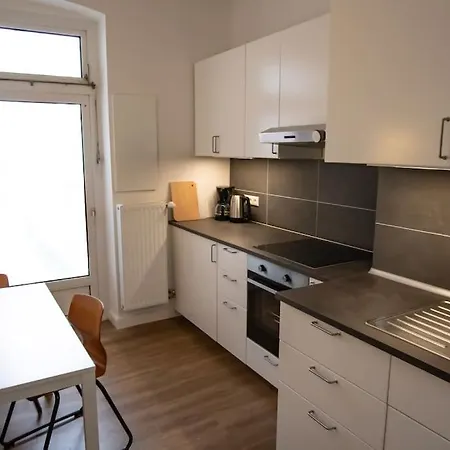 Sanierter Altbau, 2 Zimmer, 24-7 Check-in شقة