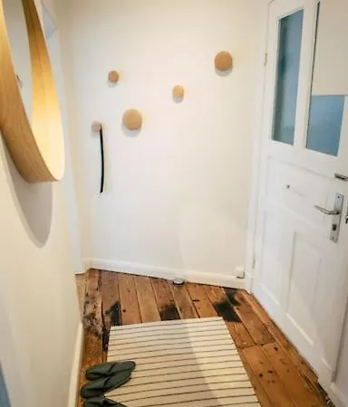 Sanierter Altbau, 2 Zimmer, 24-7 Check-in Apartmán Kiel