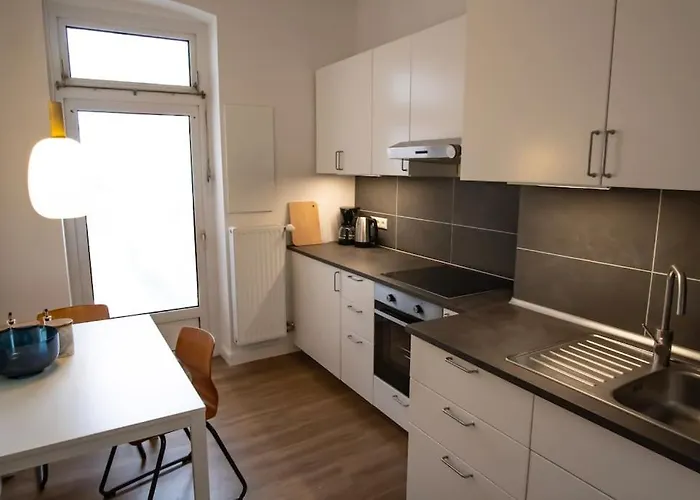 Sanierter Altbau, 2 Zimmer, 24-7 Check-in Apartment